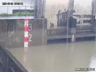 溪洲溪抽水站_1_內池出水口 影像